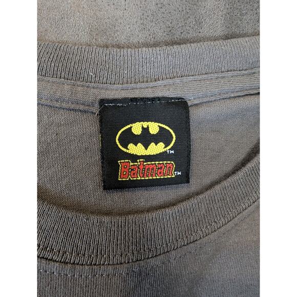 DC Comics Official "Batman Batsuit" Men's Large T-shirt - Picture 3 of 4